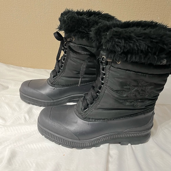 Sorel Kaufman Winter Boots. - Picture 4 of 14